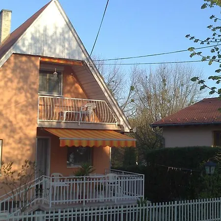 Appartamento Dora Apartmanhaz Zalakaros